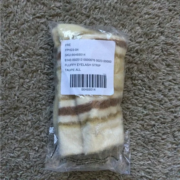 🔥🔥HOST PIC🔥🔥 Free People Fluffy Eyelash Striped Socks - Picture 4 of 11